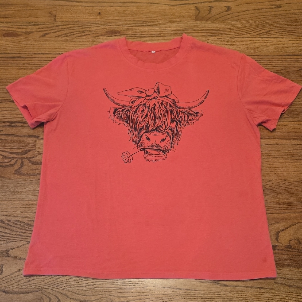 Women's Pink Graphic Cow Tee